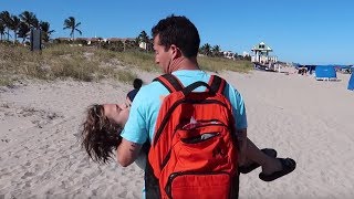 Stung by Portuguese man o war [upl. by Ahsinel847]