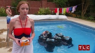 Mom Washes Clothes in Pool Extreme Cheapskate [upl. by Jobey68]