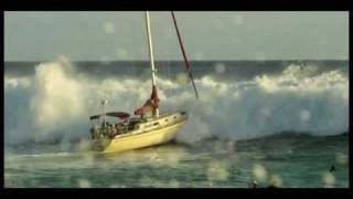 Point Panic Big Wave hits sailboat at Ala Moana Bowls in Waikiki [upl. by Innaig]